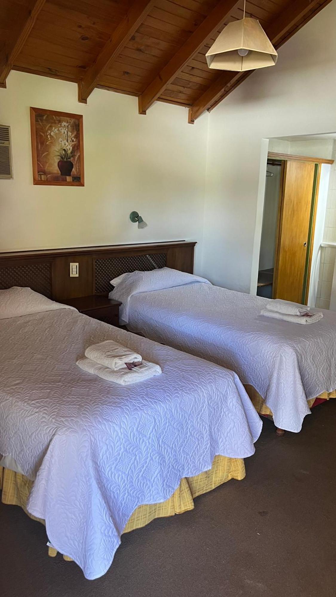 מלון צ'וס מלל Hosteria Don Costa מראה חיצוני תמונה